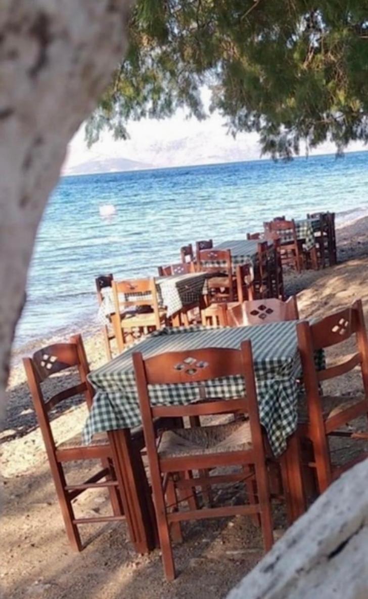 شقة Eratous Seaside House Varnavas المظهر الخارجي الصورة